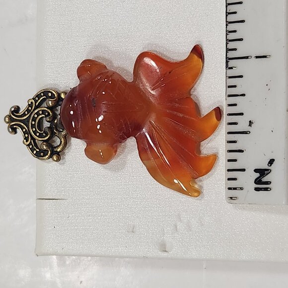 Vintage Large Carved Red Stone Fantail Goldfish Dangle Earrings - Picture 7 of 7